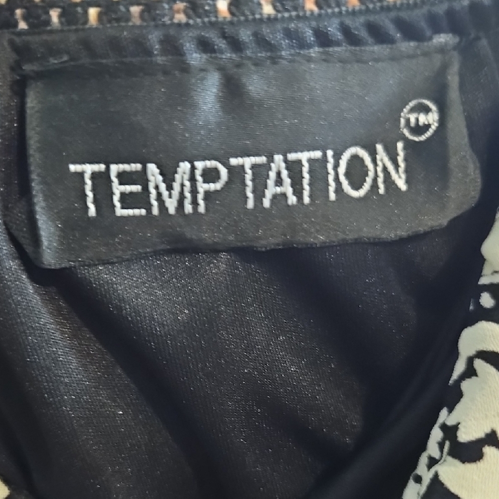 💥💥Reduced💥💥Temptations Black and Cream Skirt Set - Picture 2 of 6